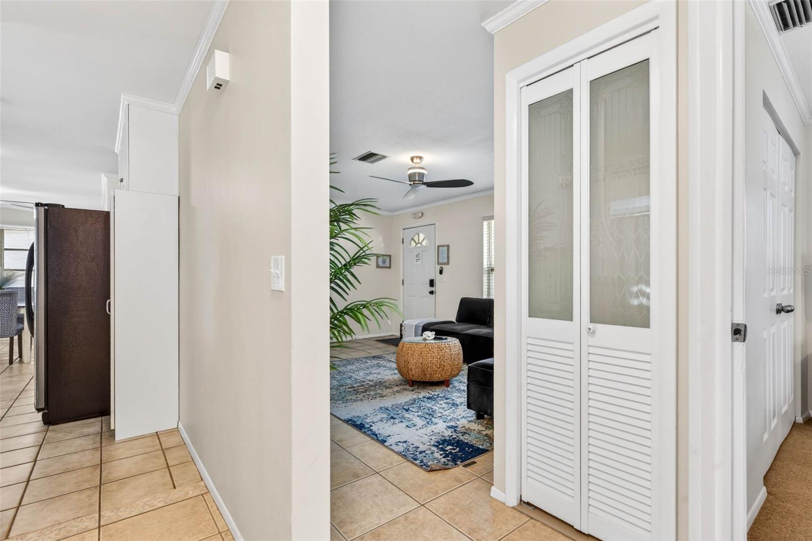 2220 LAUREN DR, LARGO, FL, 33774