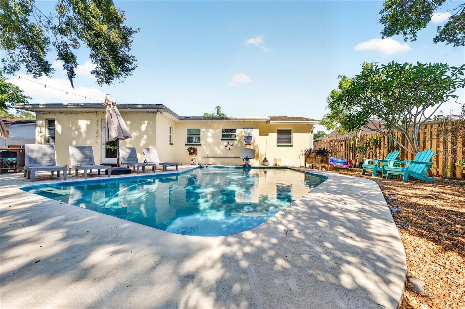 2220 LAUREN DR, LARGO, FL, 33774