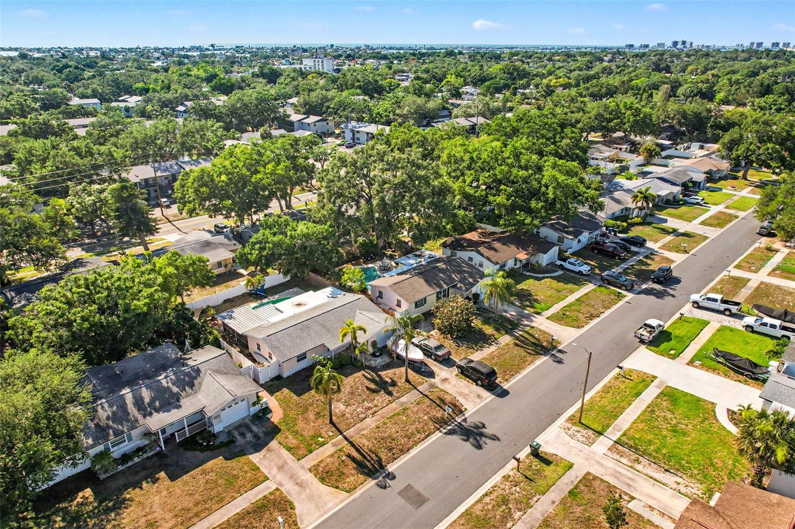 2220 LAUREN DR, LARGO, FL, 33774