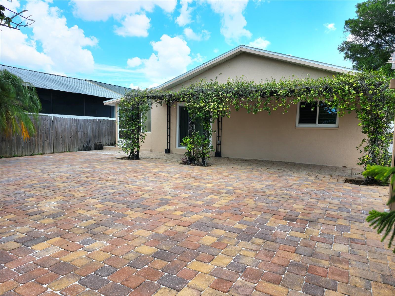 7154 63RD ST N, PINELLAS PARK, FL, 33781