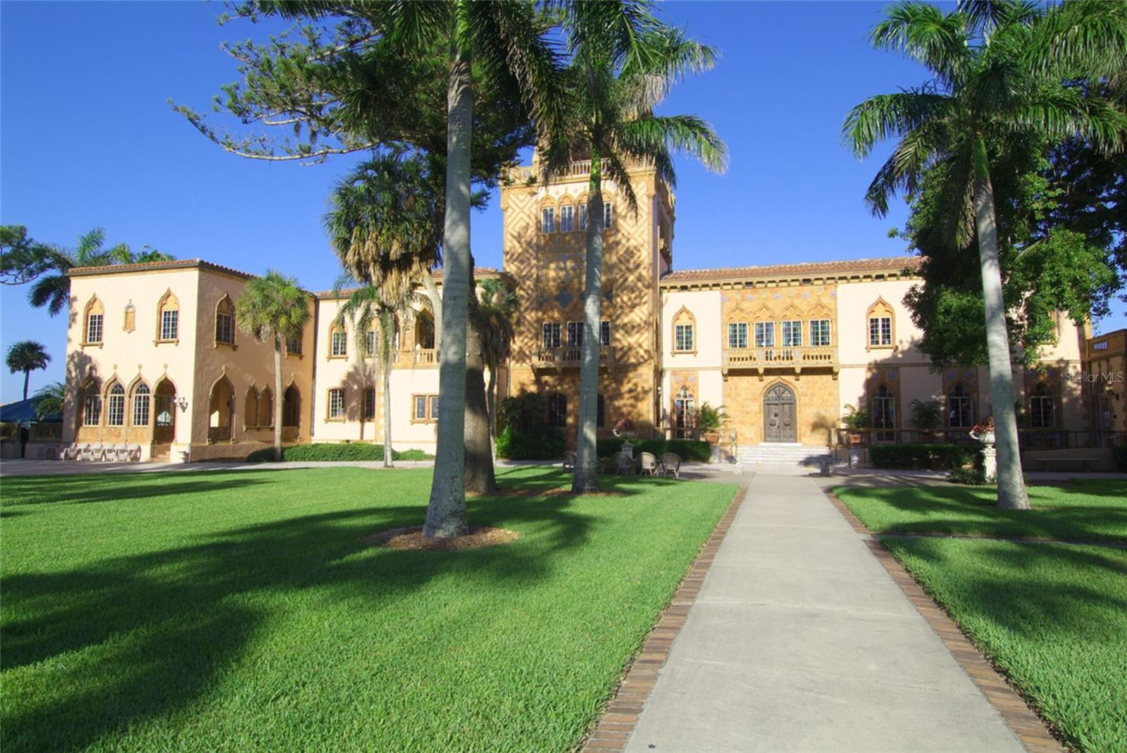 411 BURNS COURT, SARASOTA, FL, 34236