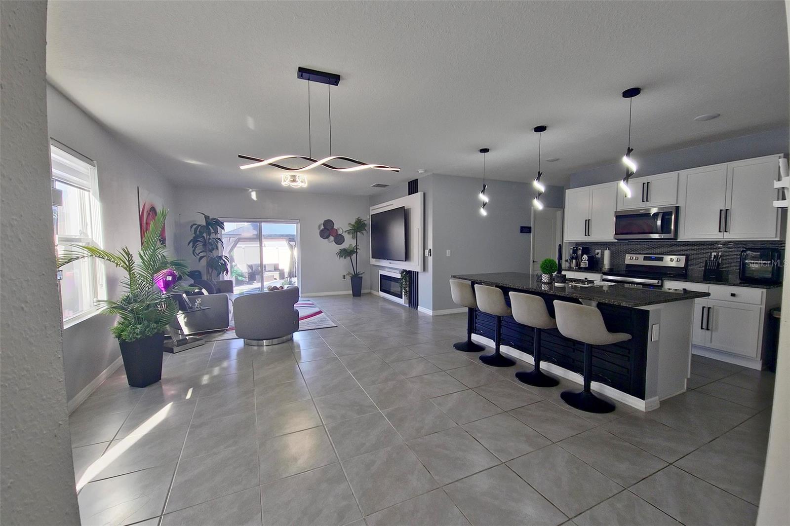 1292 CASCADES AVE, DAVENPORT, FL, 33837