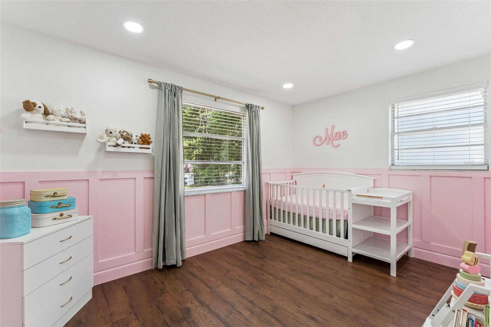 670 VINCENT DR, MOUNT DORA, FL, 32757