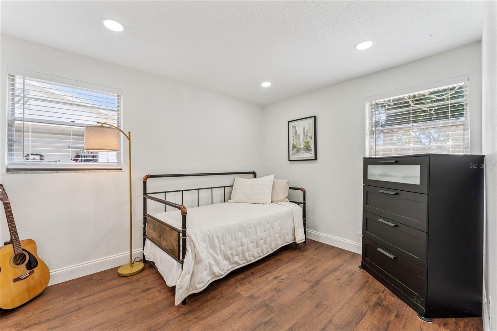 670 VINCENT DR, MOUNT DORA, FL, 32757