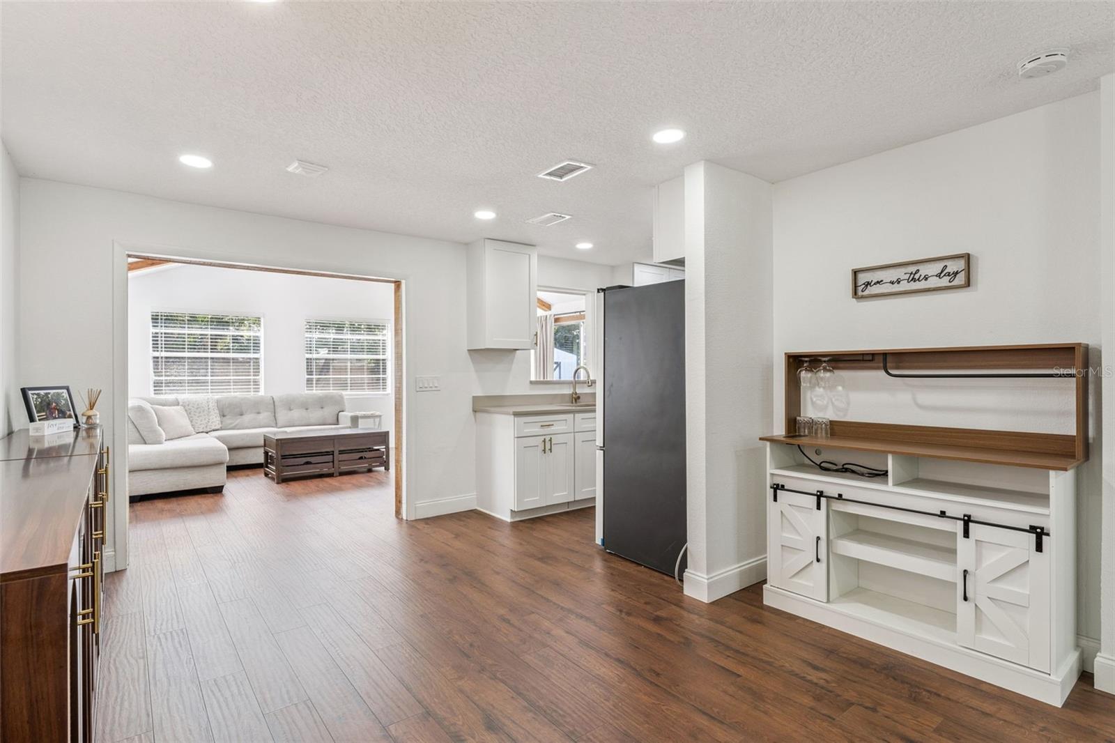 670 VINCENT DR, MOUNT DORA, FL, 32757