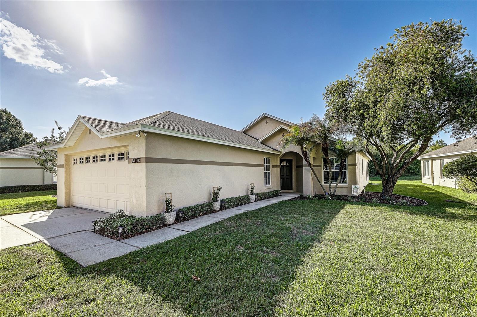 2002 ROCKY POINT DR, LAKELAND, FL, 33813