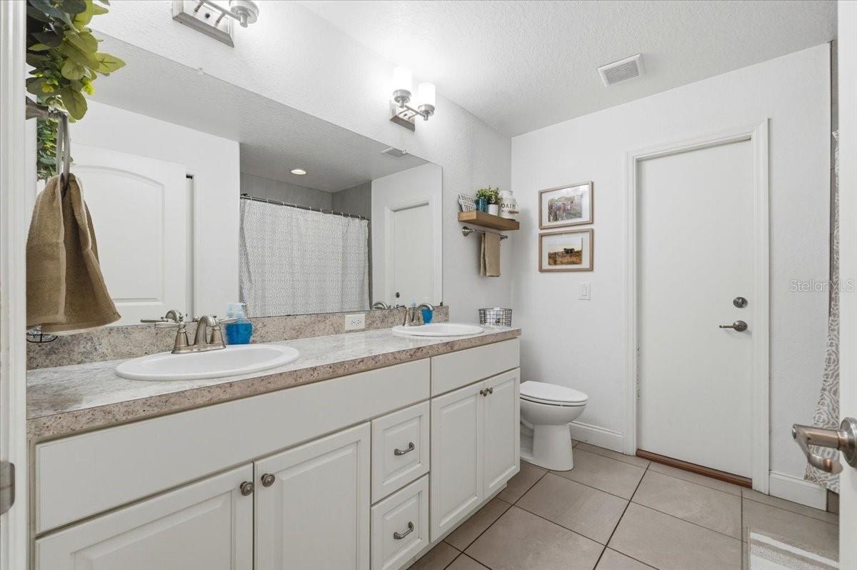 1233 PARKER RD, LAKELAND, FL, 33811