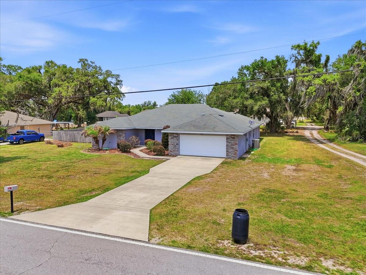 1233 PARKER RD, LAKELAND, FL, 33811