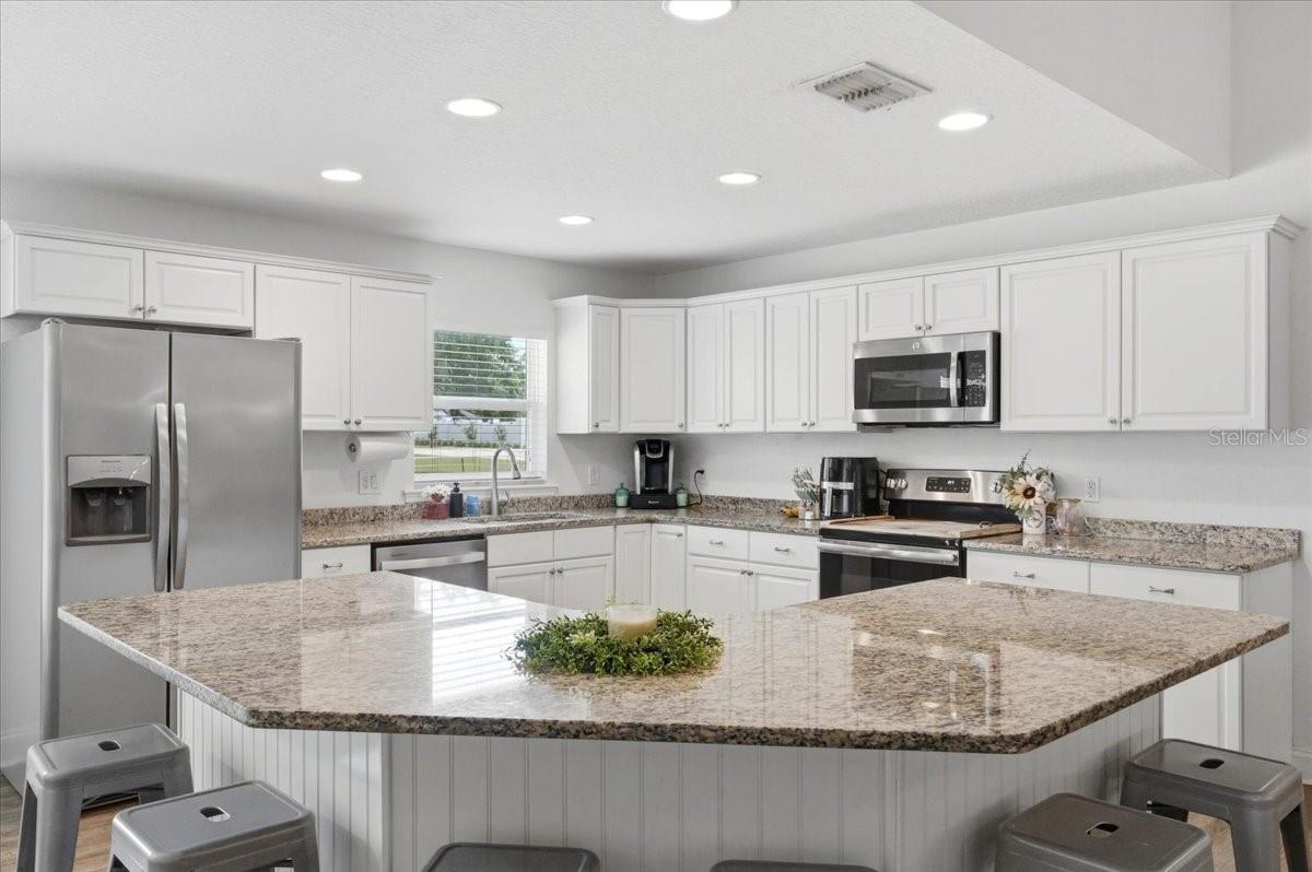 1233 PARKER RD, LAKELAND, FL, 33811