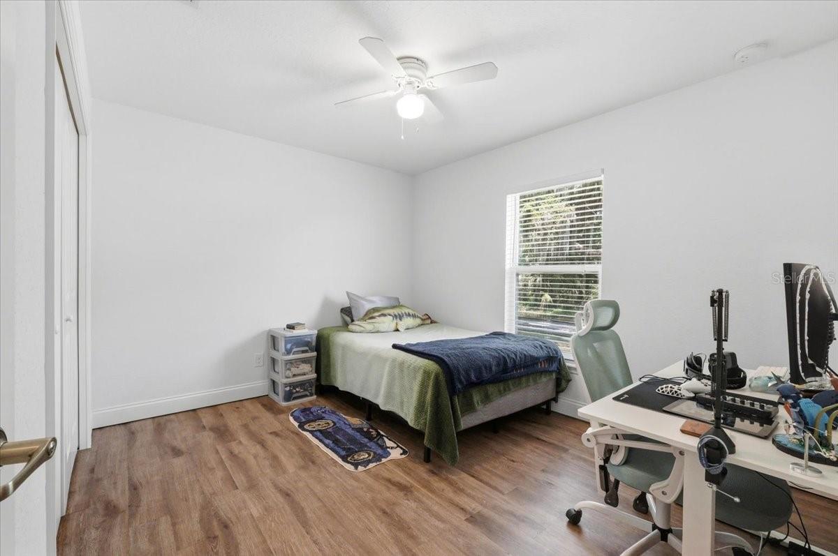 1233 PARKER RD, LAKELAND, FL, 33811