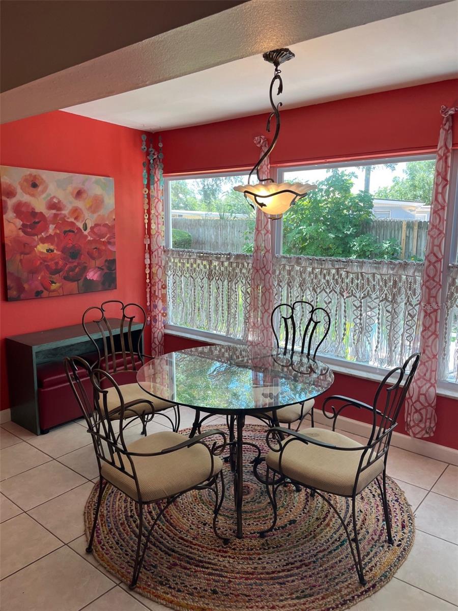 8372 CANDLEWOOD RD, SEMINOLE, FL, 33777