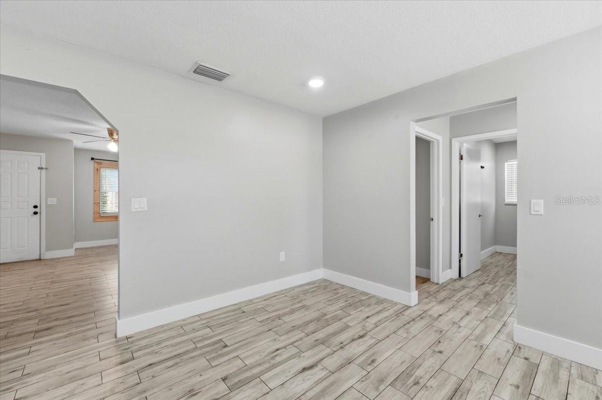 4624 WISTERIA DR, ZEPHYRHILLS, FL, 33542