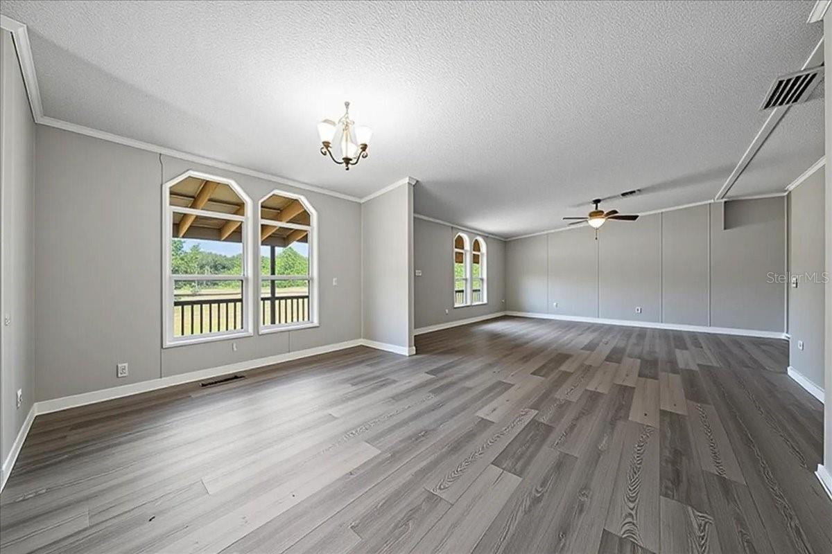 18585 N HIGHWAY 329, REDDICK, FL, 32686