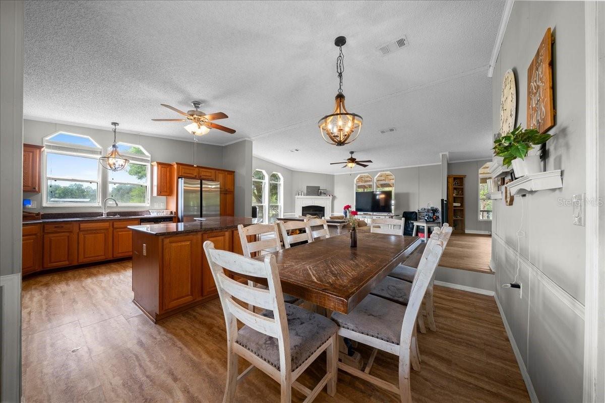18585 N HIGHWAY 329, REDDICK, FL, 32686