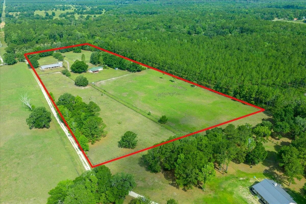 18585 N HIGHWAY 329, REDDICK, FL, 32686