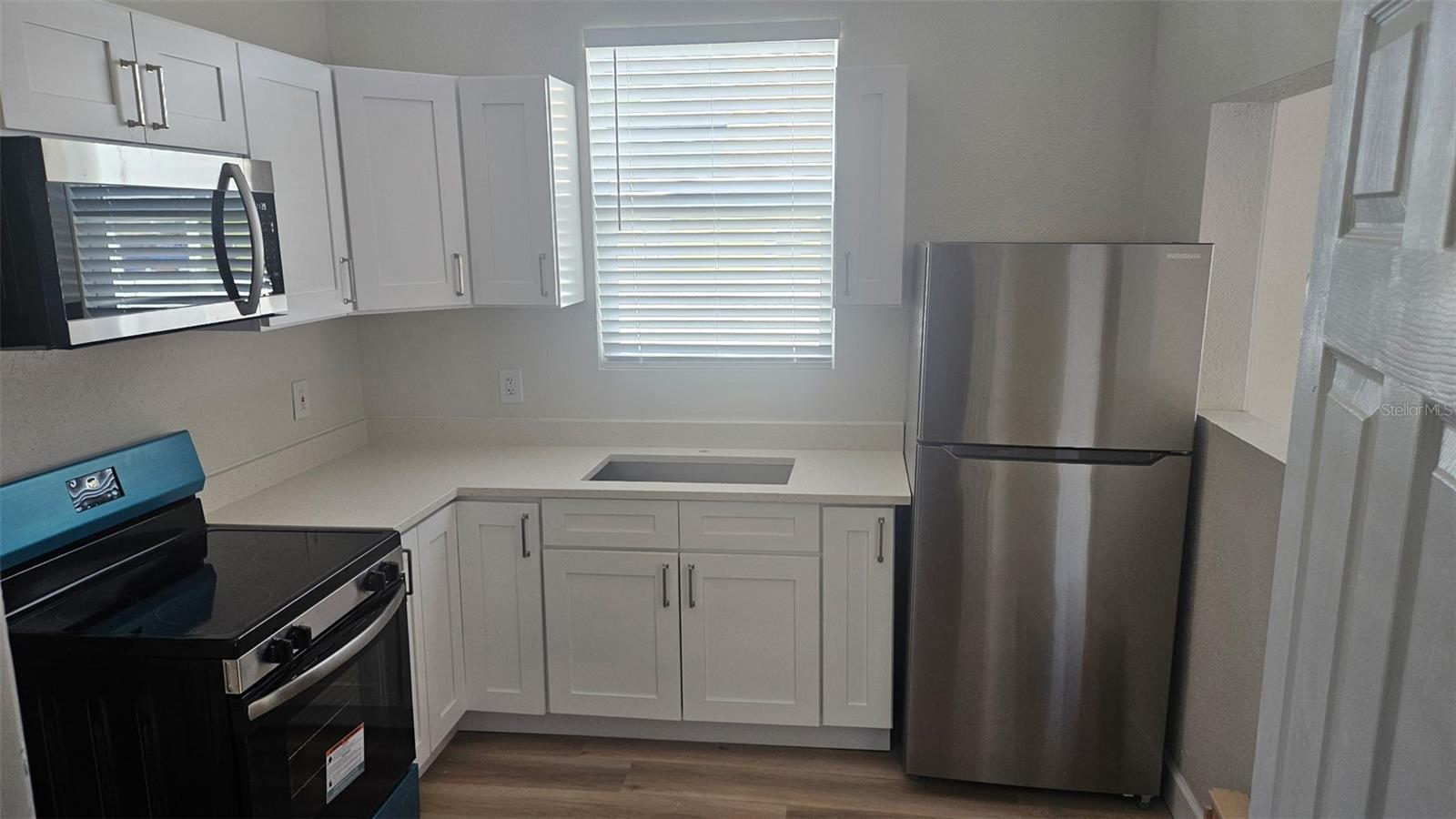 2524 W CHESTNUT ST, TAMPA, FL, 33607