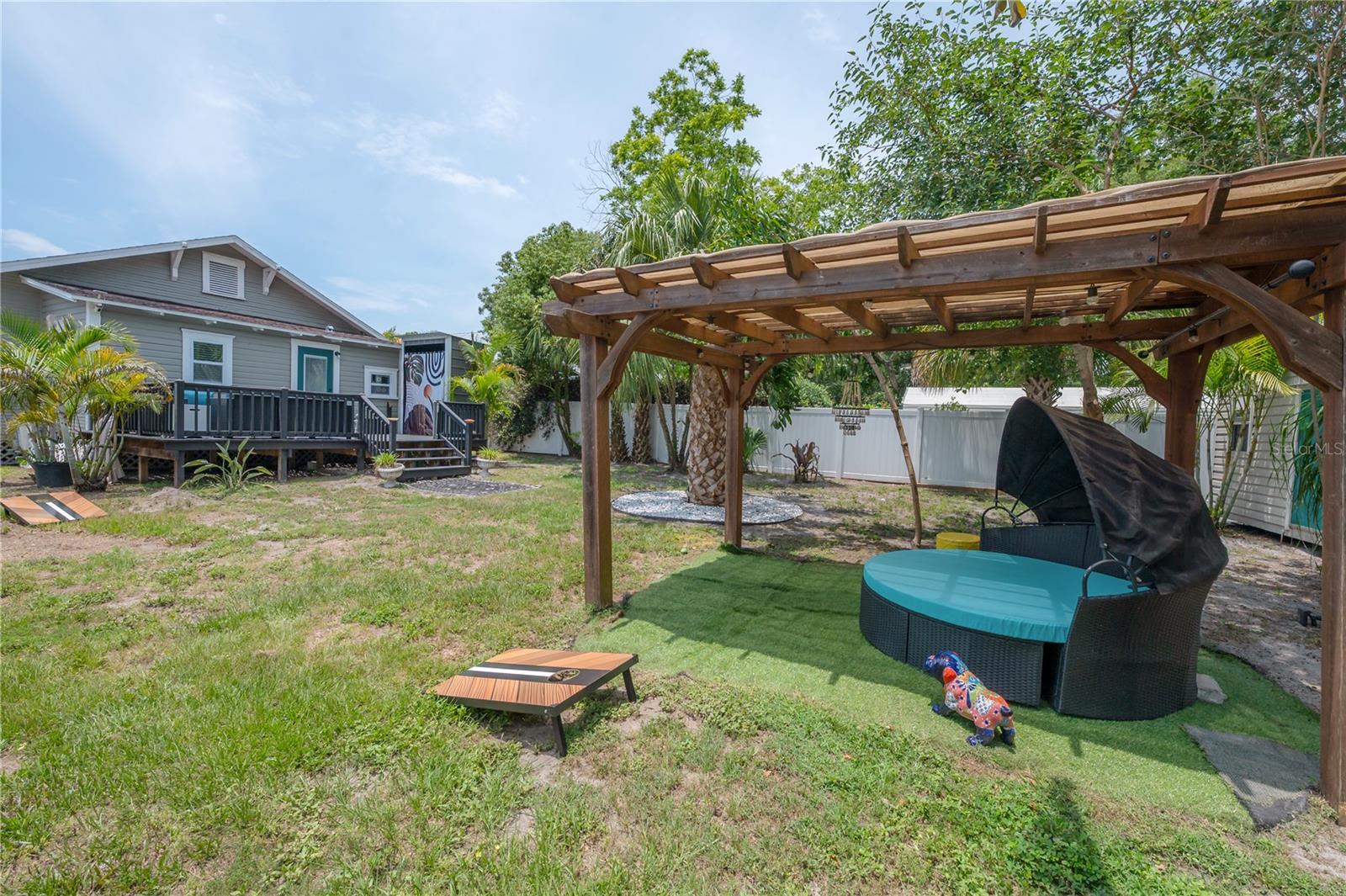 1010 E CURTIS ST, TAMPA, FL, 33603