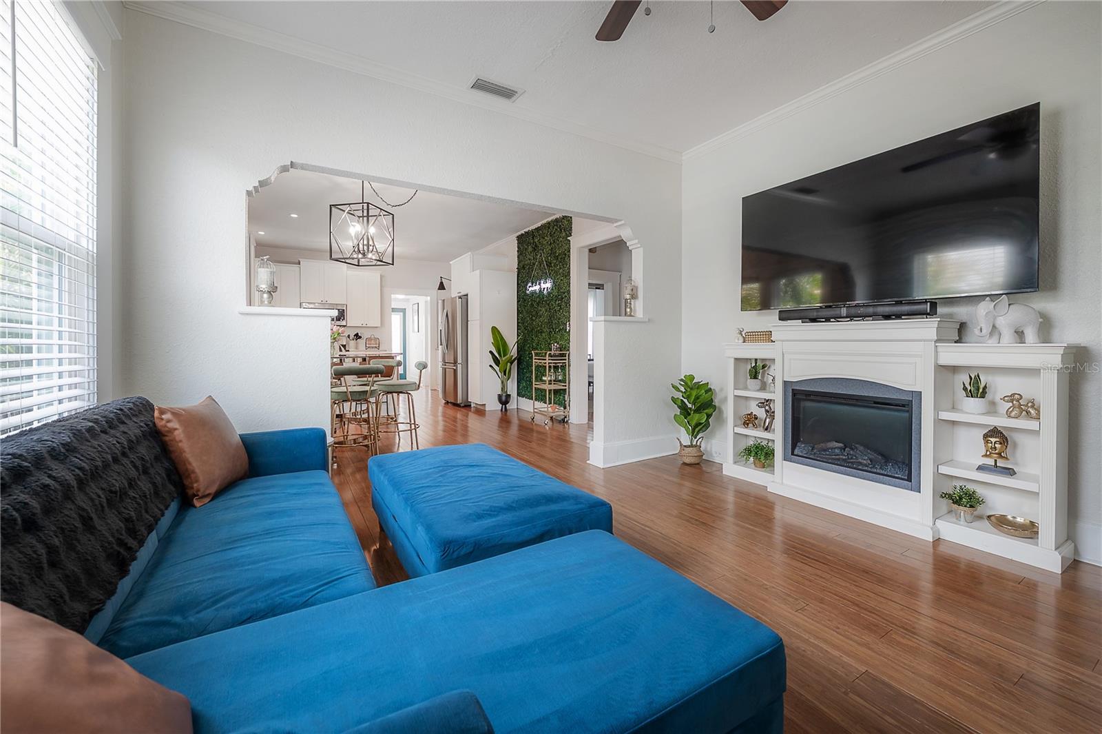 1010 E CURTIS ST, TAMPA, FL, 33603