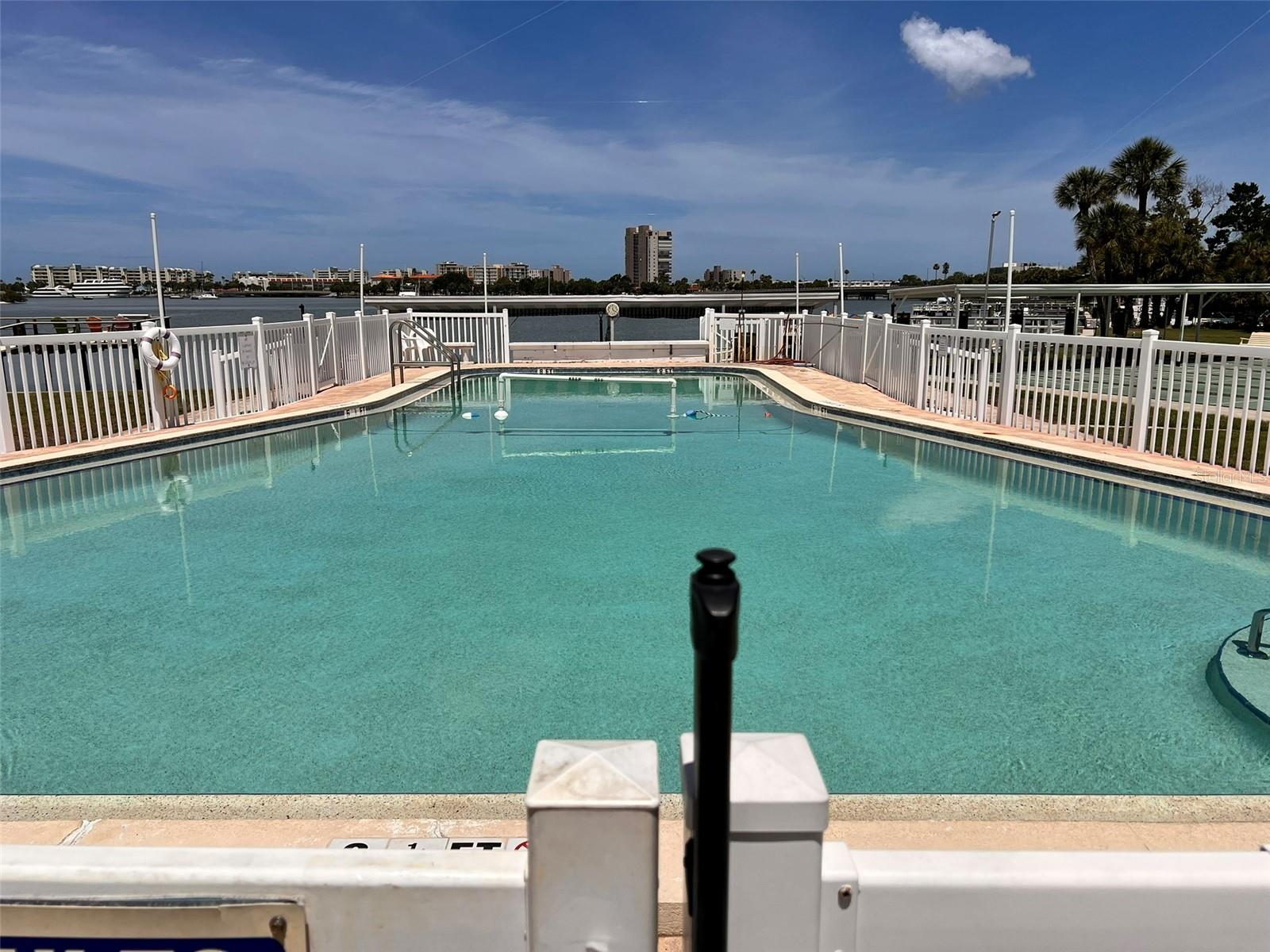 1868 SHORE DR S #607, SOUTH PASADENA, FL, 33707