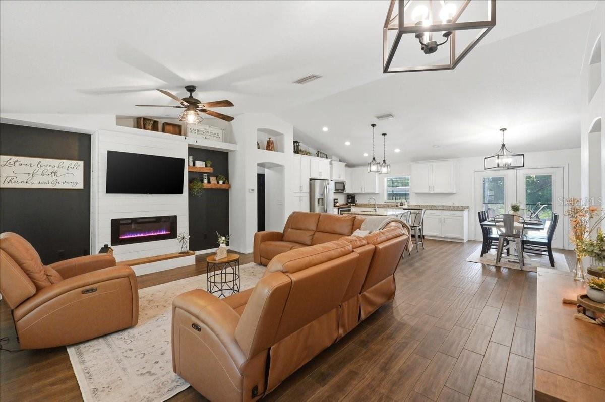 7125 HONEYSUCKLE DR, LAKELAND, FL, 33813