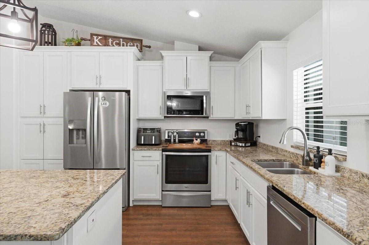 7125 HONEYSUCKLE DR, LAKELAND, FL, 33813