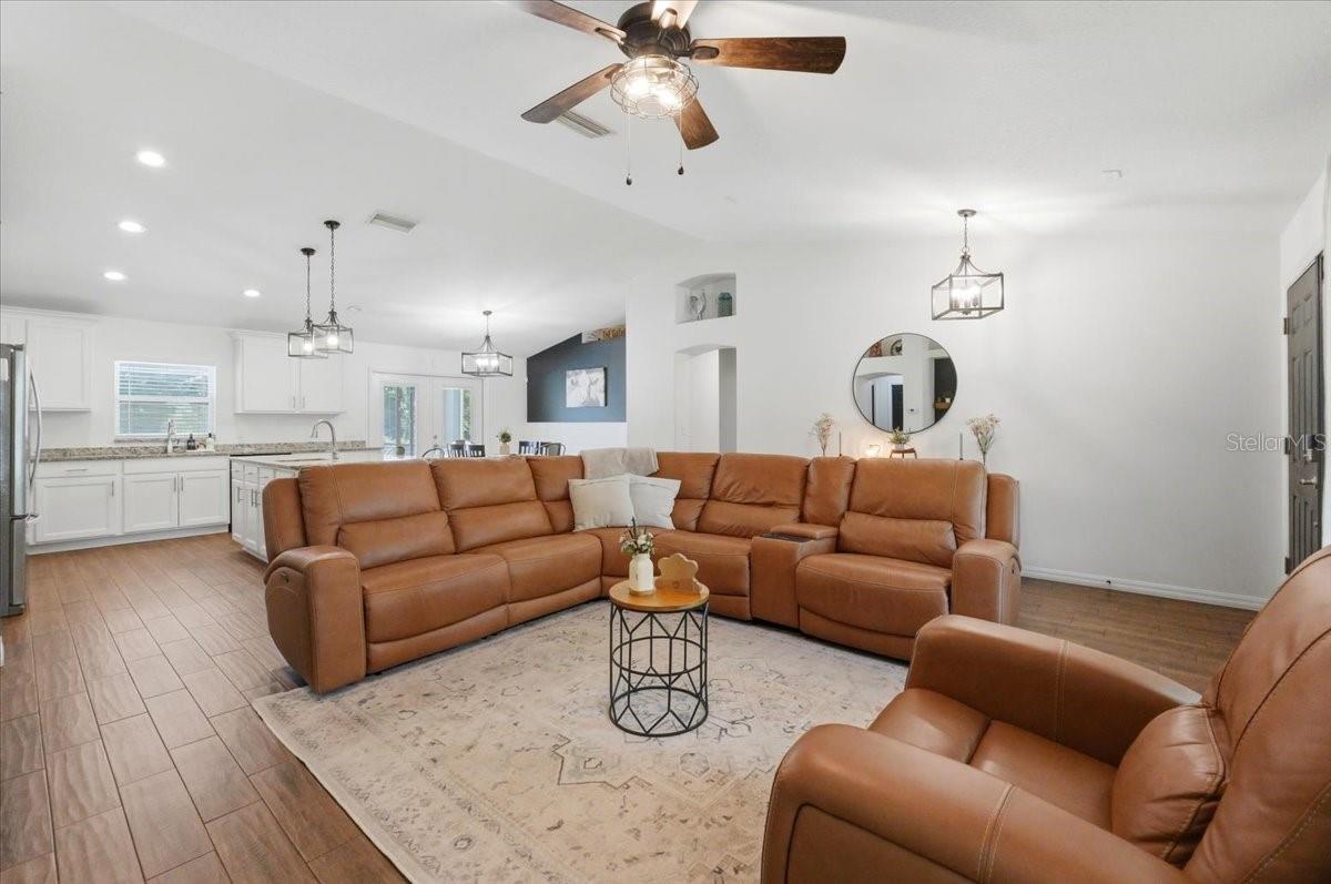 7125 HONEYSUCKLE DR, LAKELAND, FL, 33813
