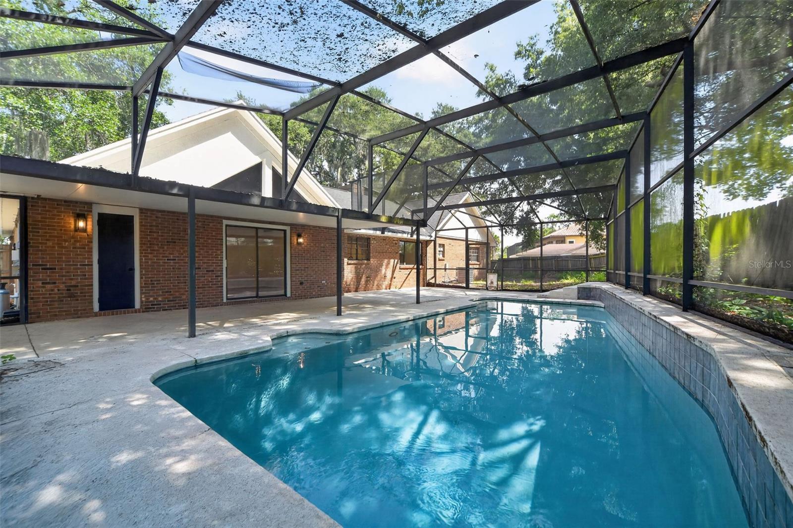 637 W LAKESHORE DR, CLERMONT, FL, 34711