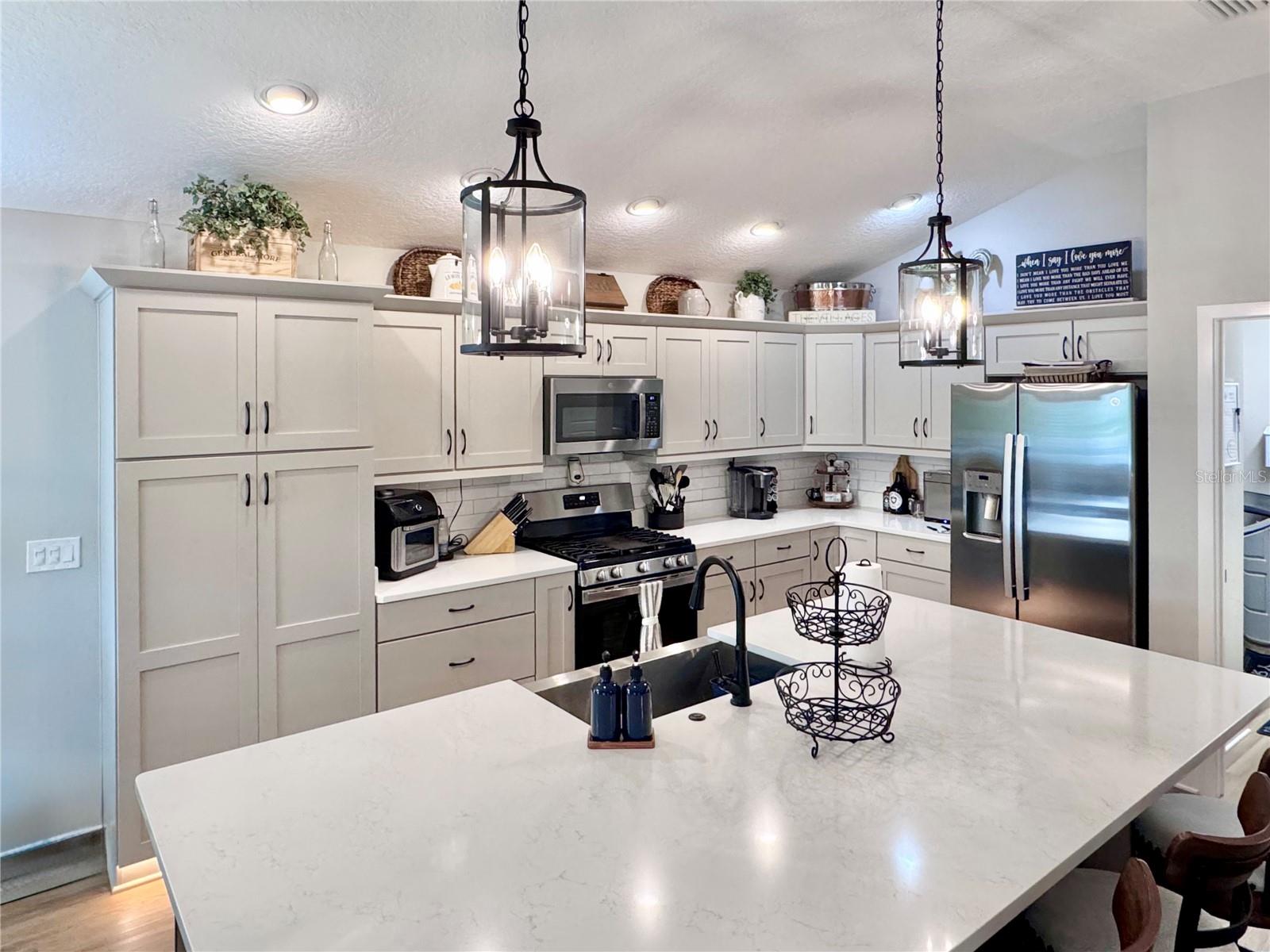 7597 CHRIS CORLEY LOOP, THE VILLAGES, FL, 34762
