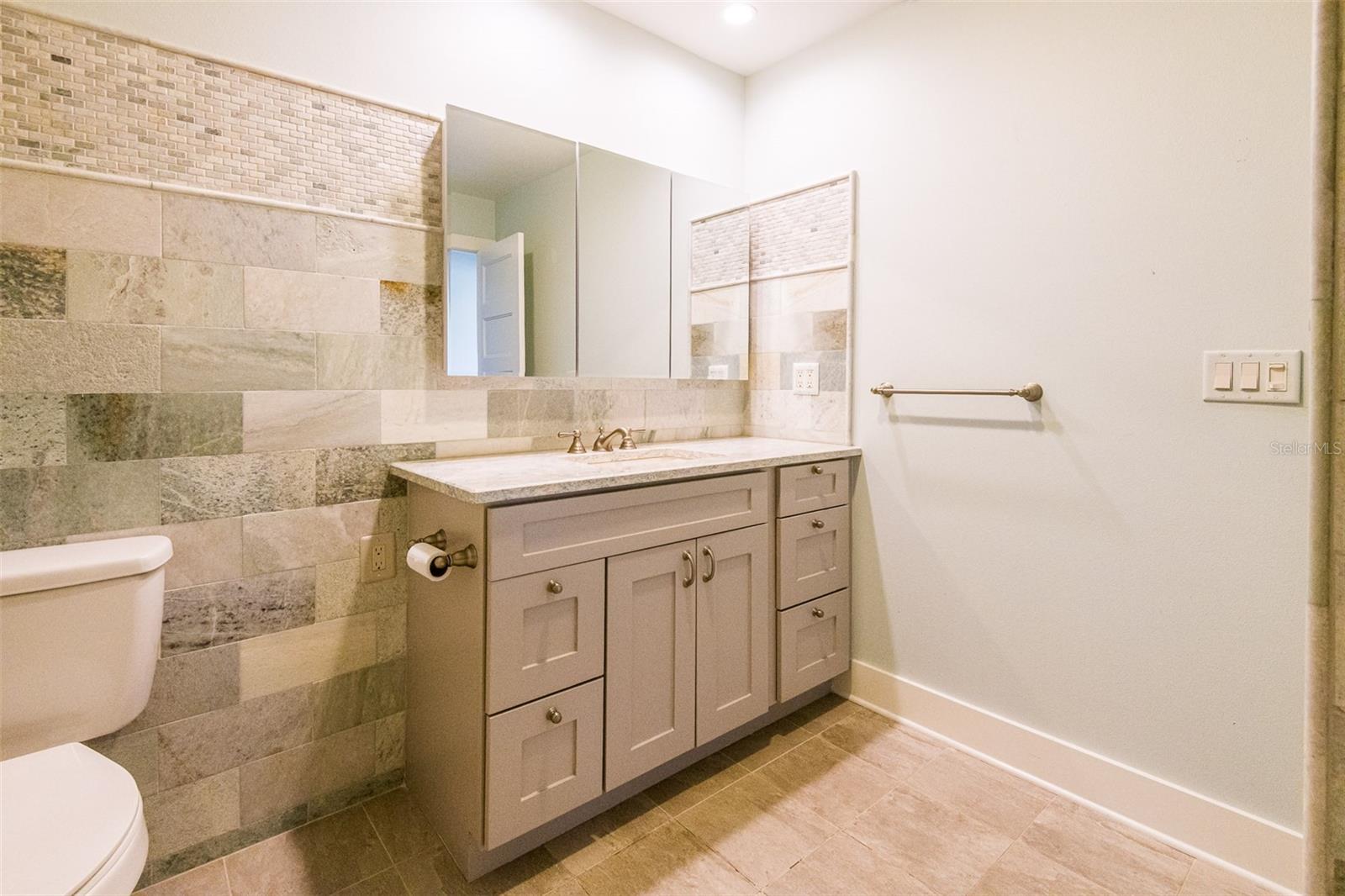 5332 HUNTINGWOOD CT #26, SARASOTA, FL, 34235