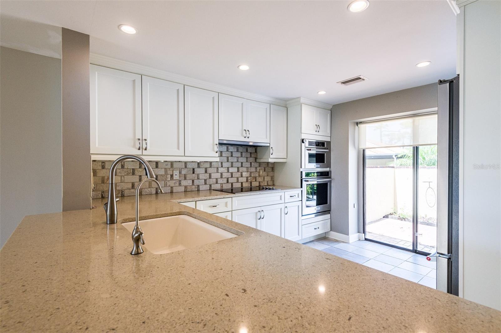 5332 HUNTINGWOOD CT #26, SARASOTA, FL, 34235