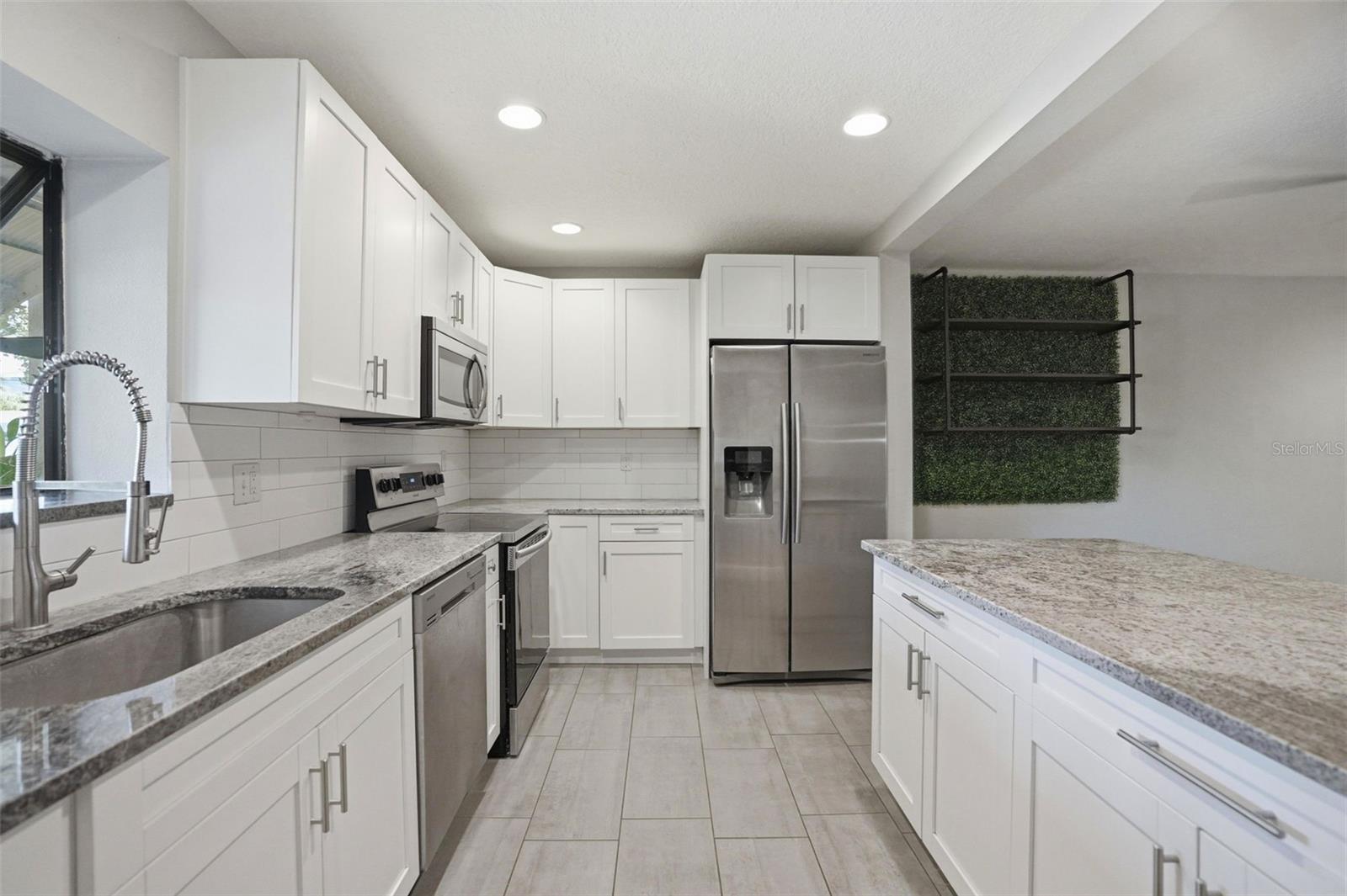 727 N HIMES AVE, TAMPA, FL, 33609