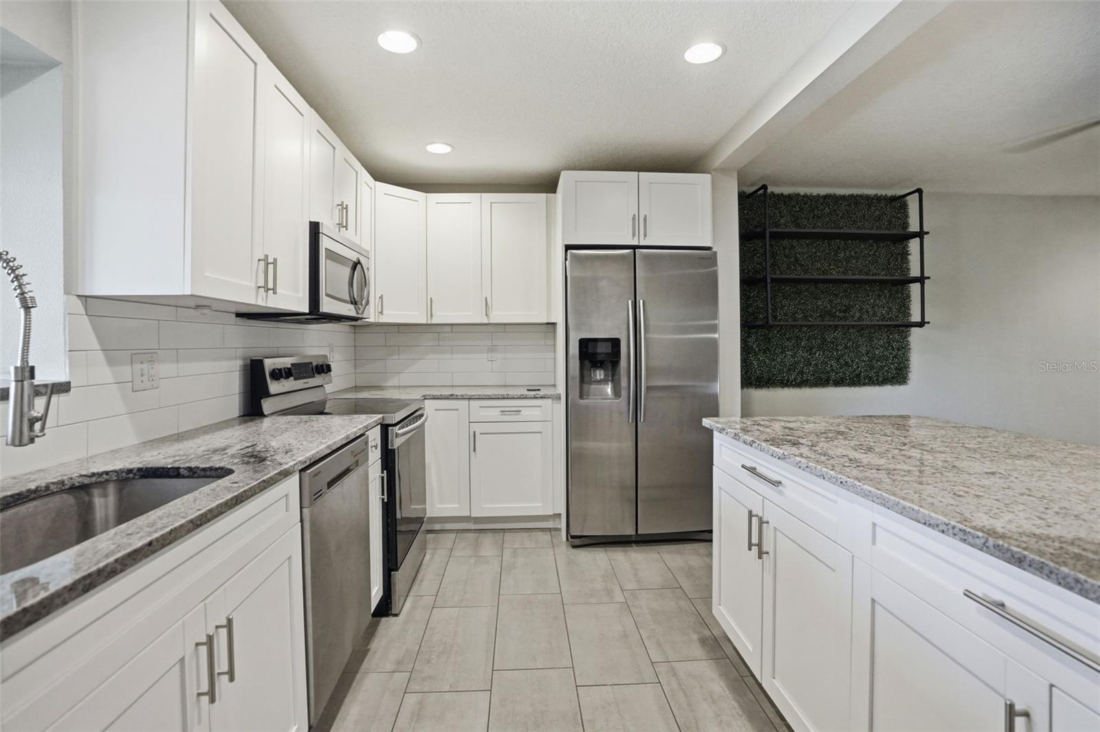 727 N HIMES AVE, TAMPA, FL, 33609