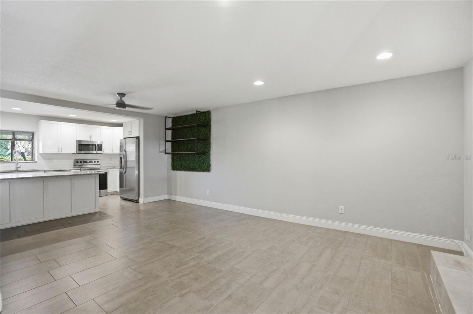727 N HIMES AVE, TAMPA, FL, 33609