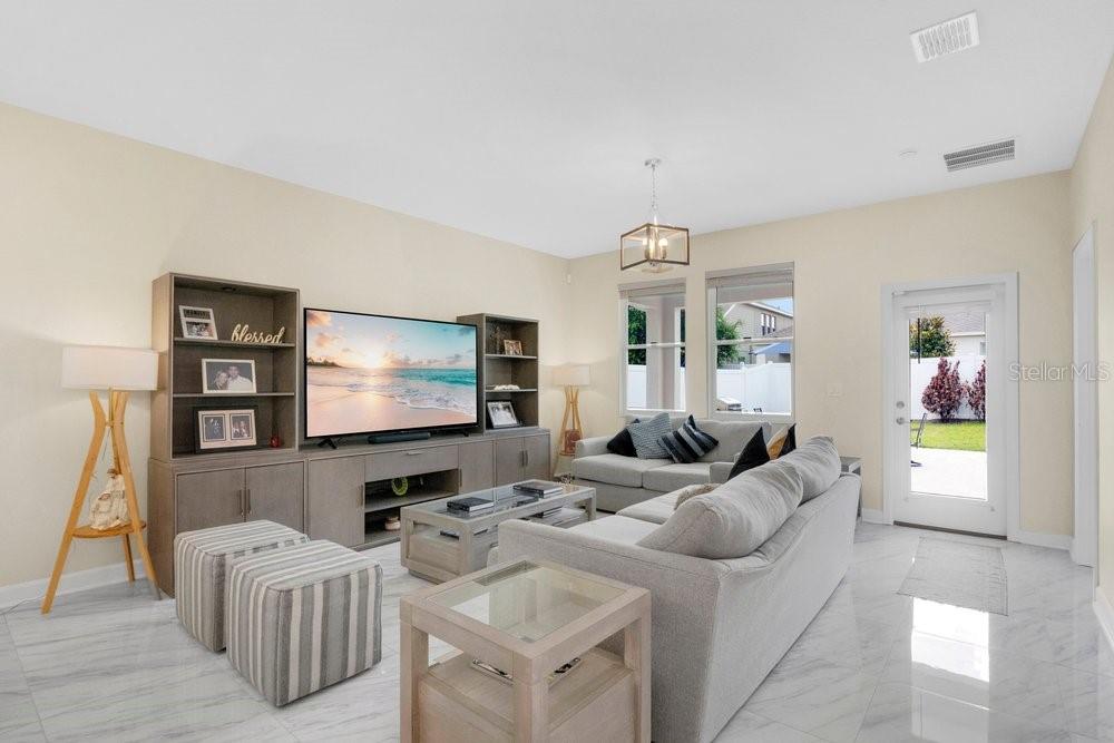 11036 ROBERT FROST DR, WINTER GARDEN, FL, 34787