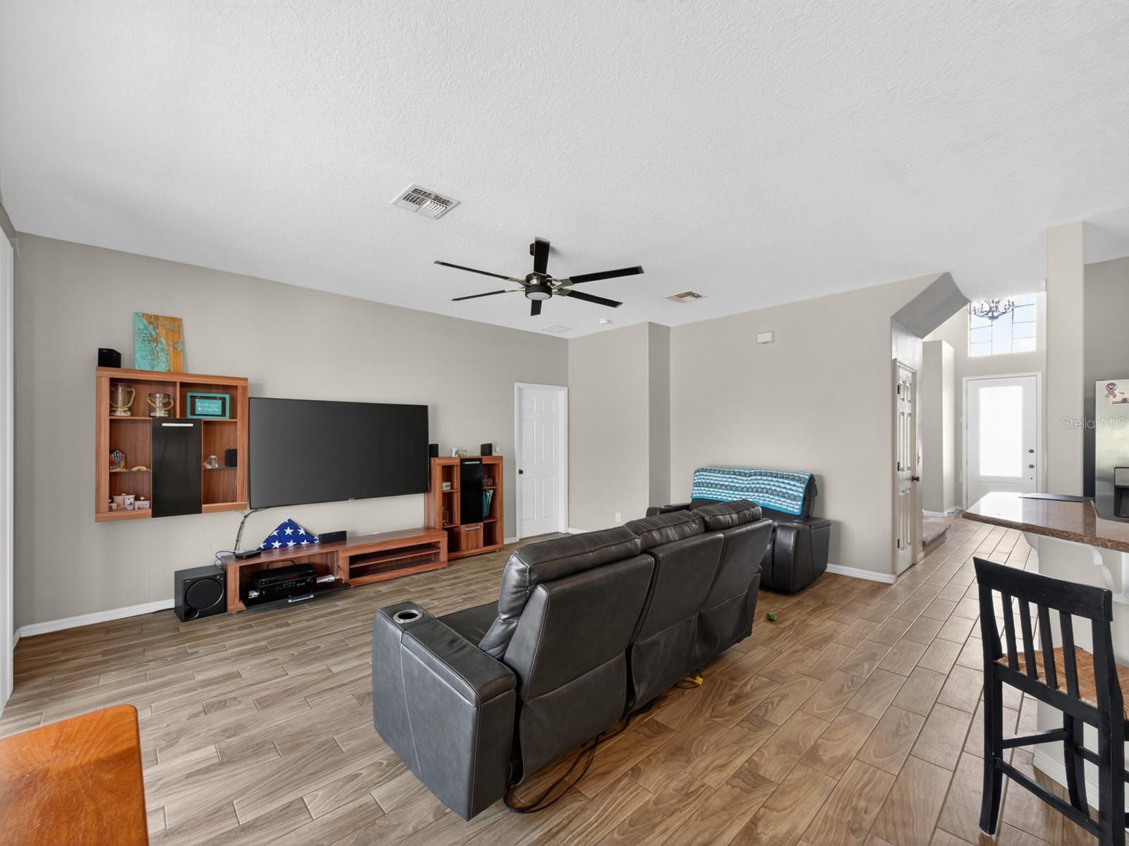 24215 WELDON DR, EUSTIS, FL, 32736