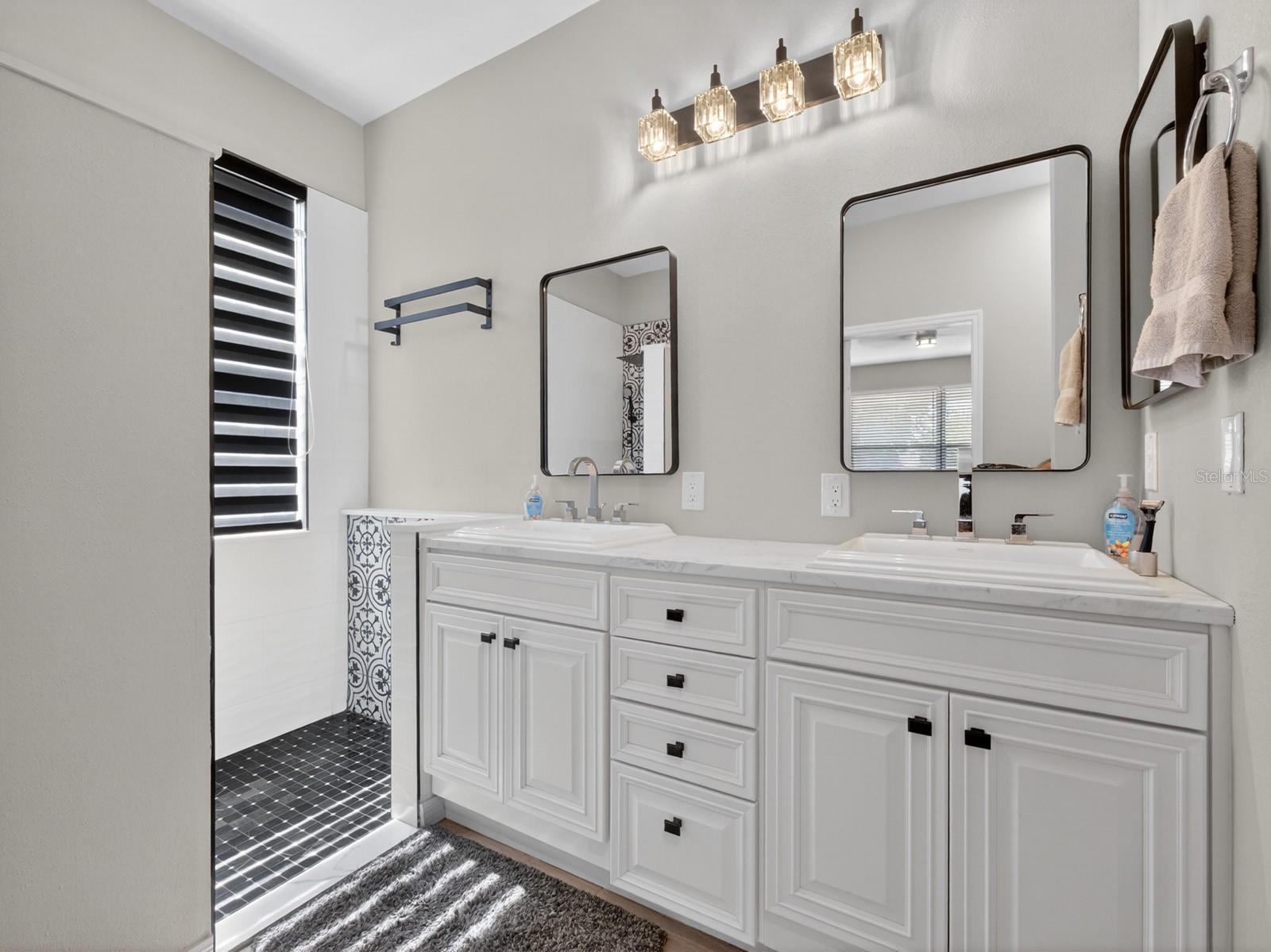 24215 WELDON DR, EUSTIS, FL, 32736