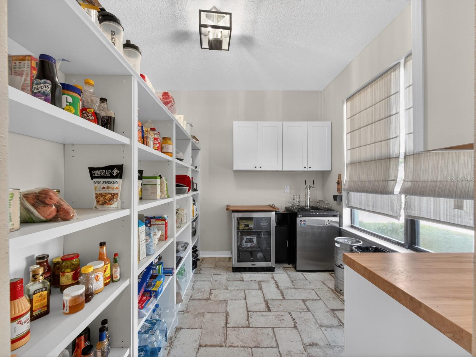 24215 WELDON DR, EUSTIS, FL, 32736