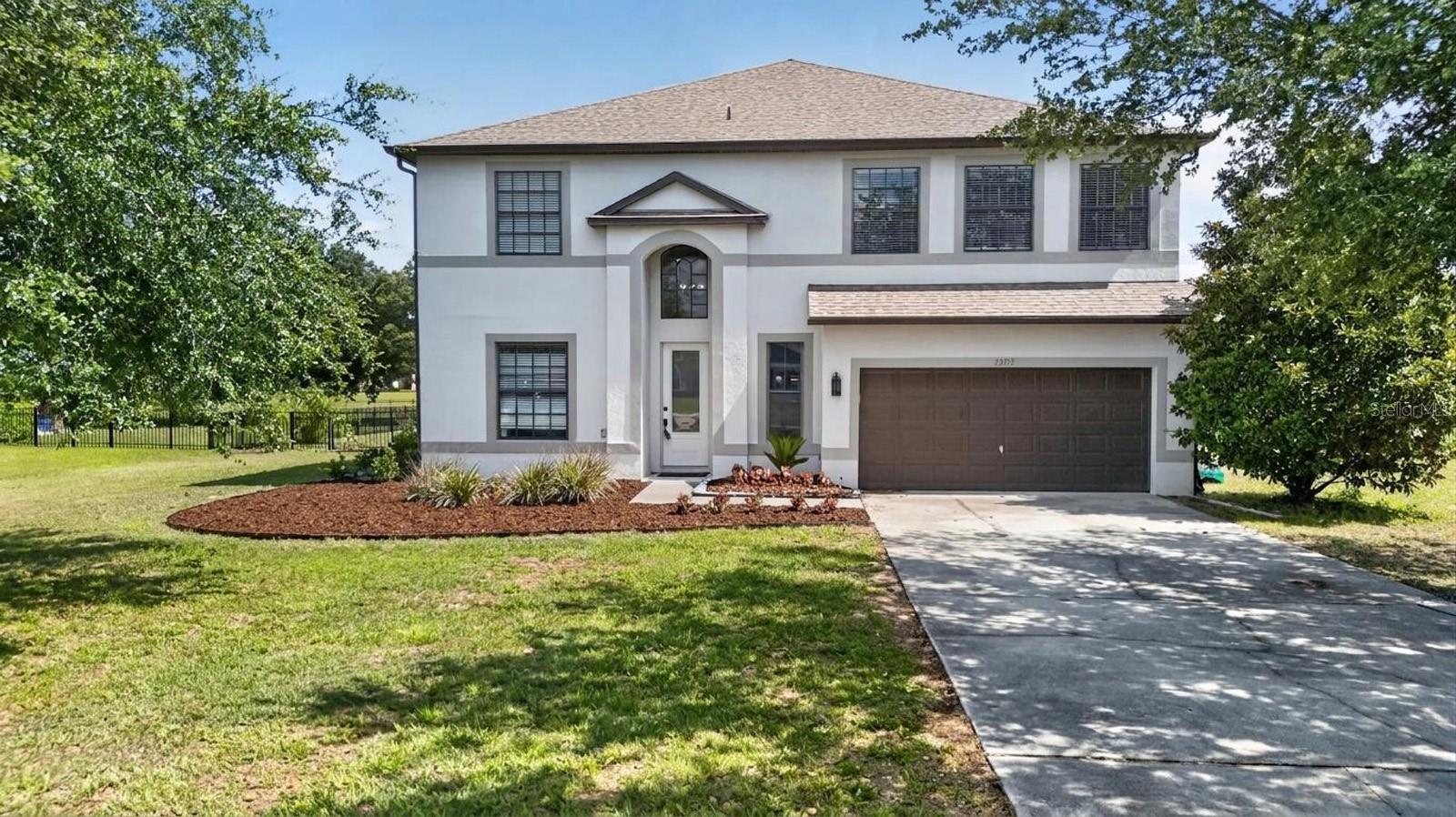 24215 WELDON DR, EUSTIS, FL, 32736