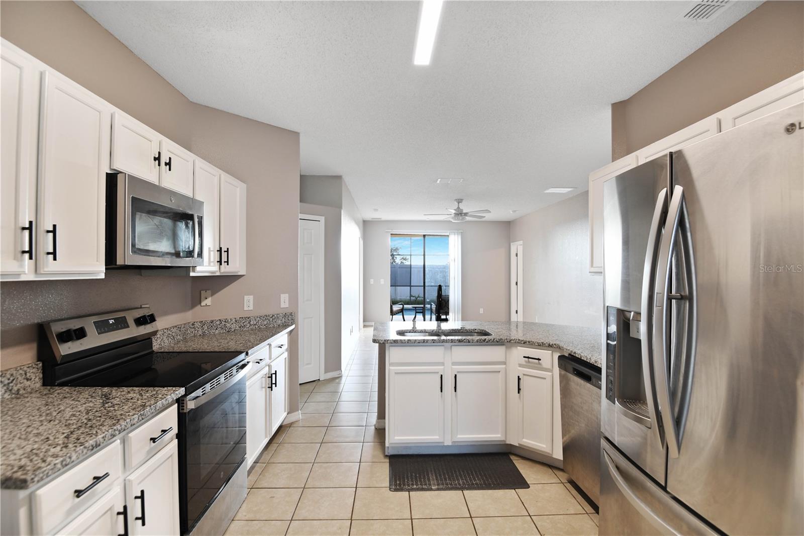 915 KNOLLWOOD DR, DAVENPORT, FL, 33837