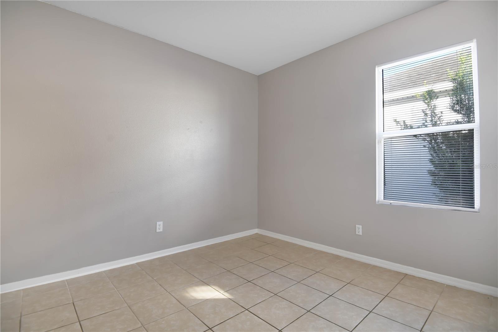 915 KNOLLWOOD DR, DAVENPORT, FL, 33837