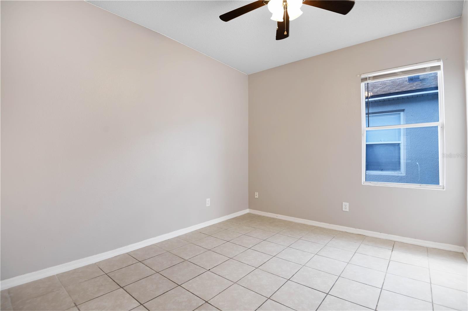 915 KNOLLWOOD DR, DAVENPORT, FL, 33837