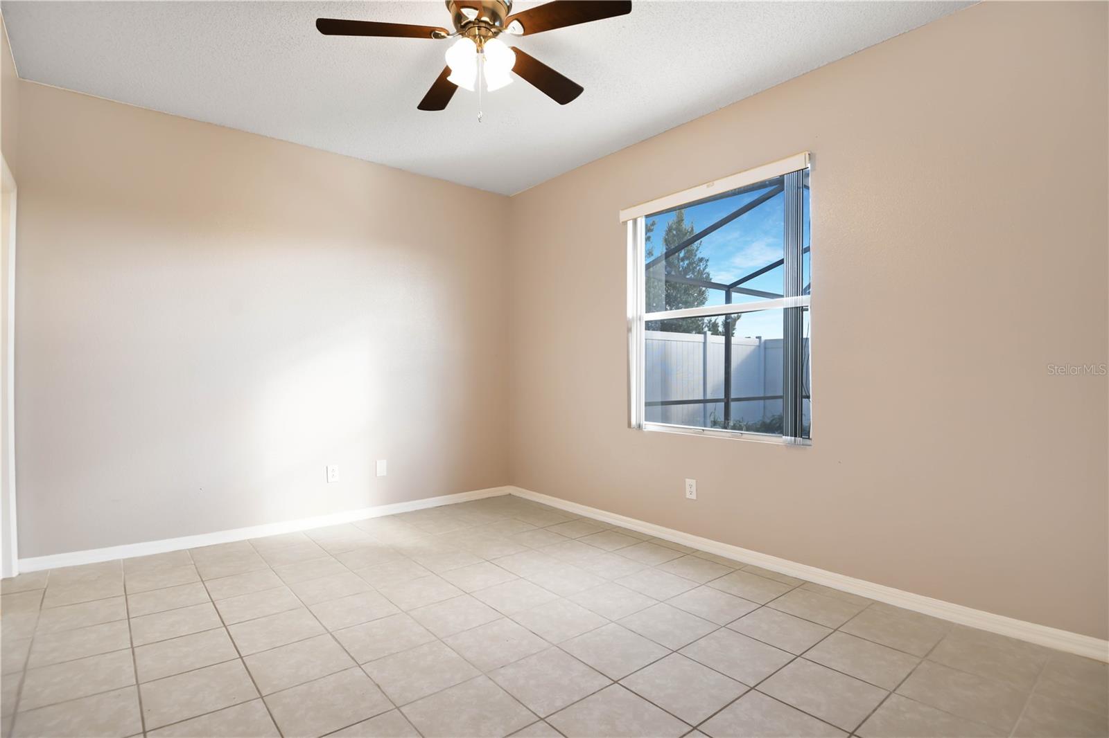 915 KNOLLWOOD DR, DAVENPORT, FL, 33837