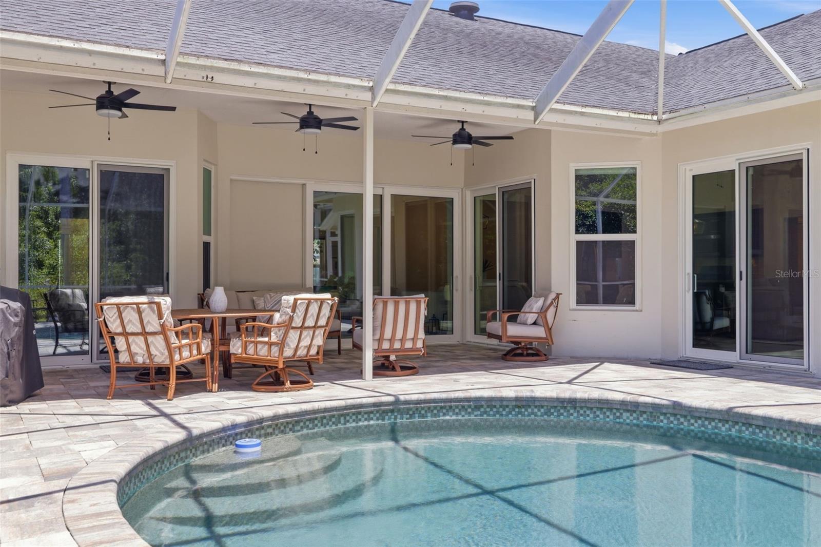 15932 ELLSWORTH DR, TAMPA, FL, 33647