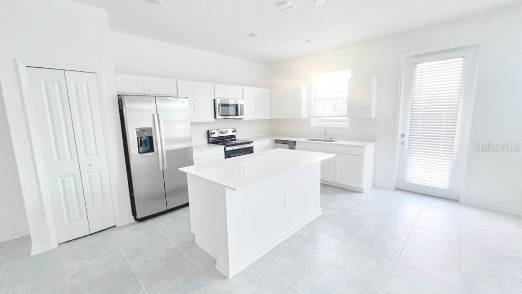 312 NINE IRON DR, DAVENPORT, FL, 33896