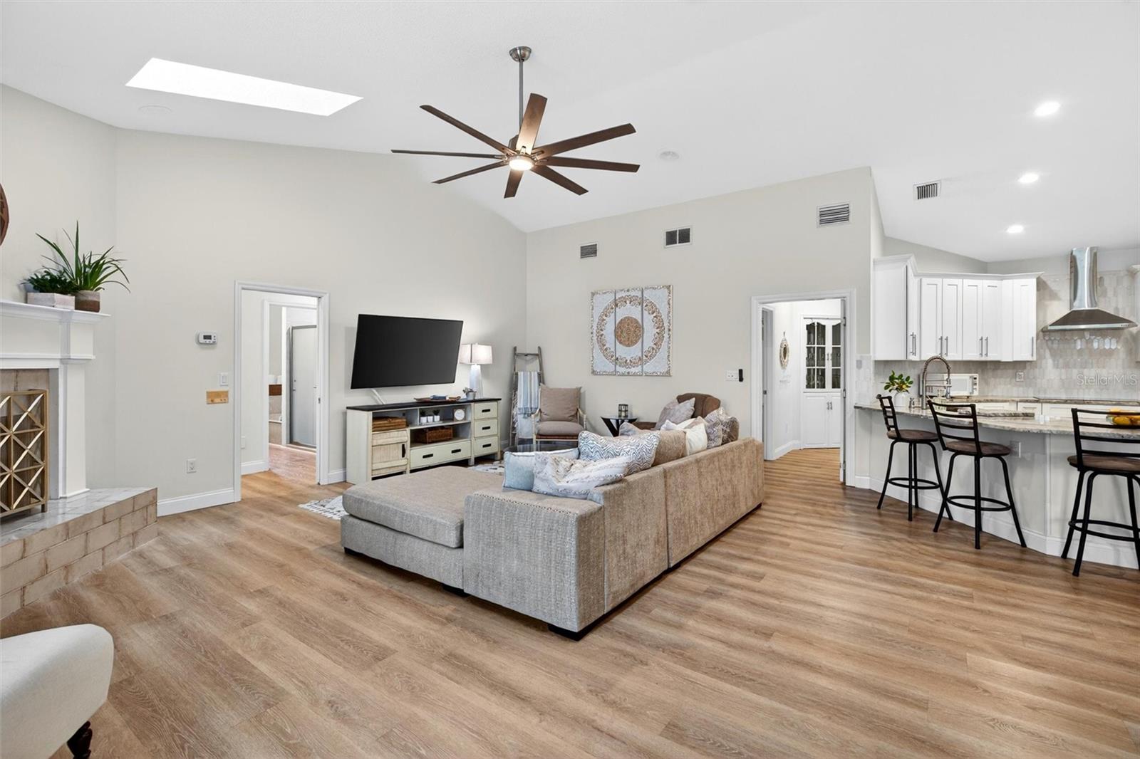 766 PELICAN BAY DR, DAYTONA BEACH, FL, 32119