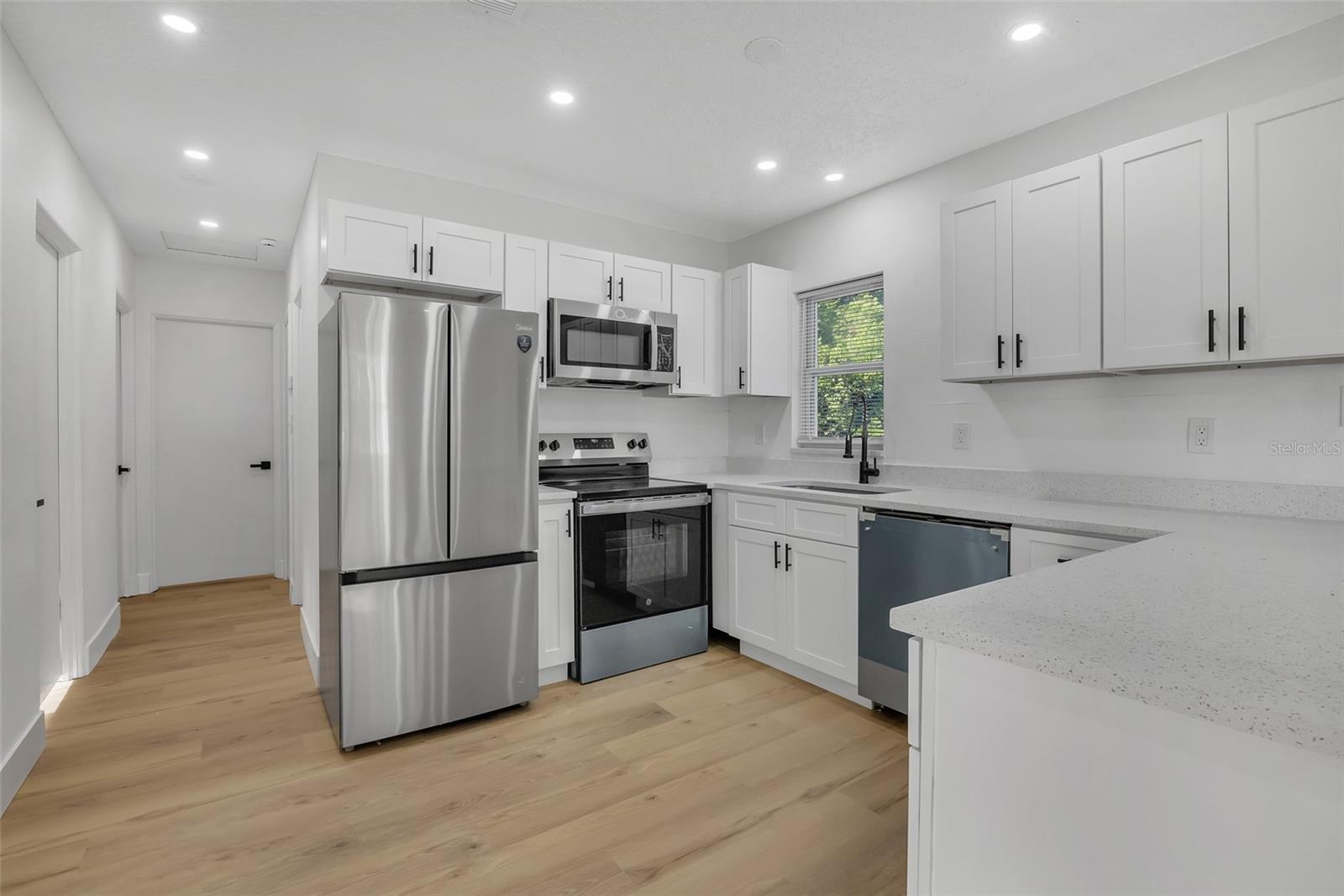 6108 BEAR LAKE TER, APOPKA, FL, 32703
