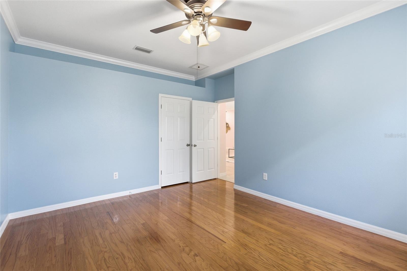 8309 OLD TOWN DR, TAMPA, FL, 33647