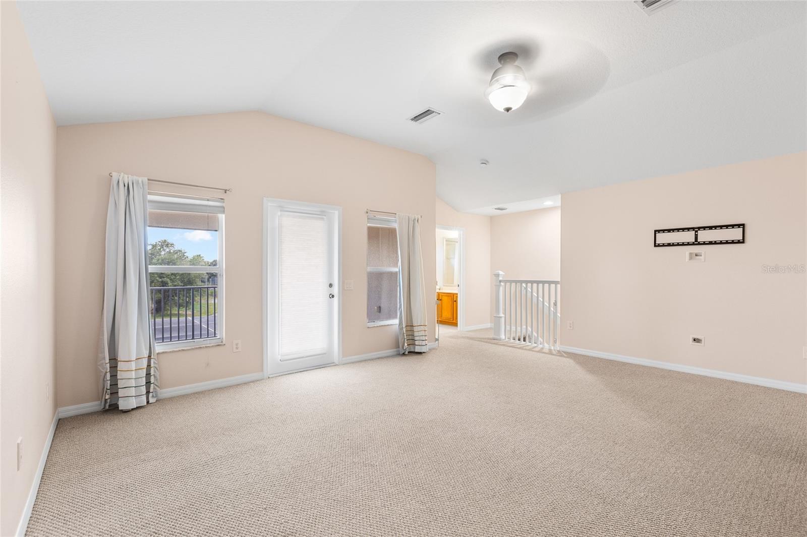 8309 OLD TOWN DR, TAMPA, FL, 33647
