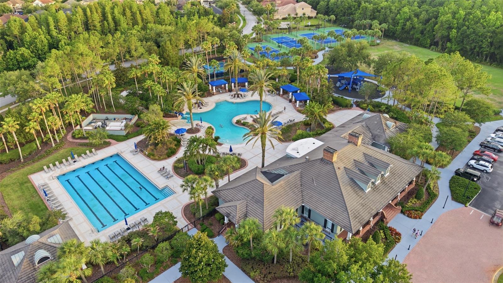 8309 OLD TOWN DR, TAMPA, FL, 33647