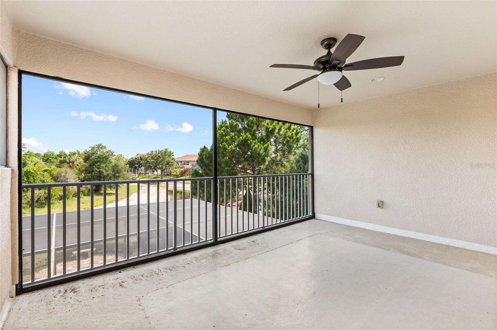 8309 OLD TOWN DR, TAMPA, FL, 33647